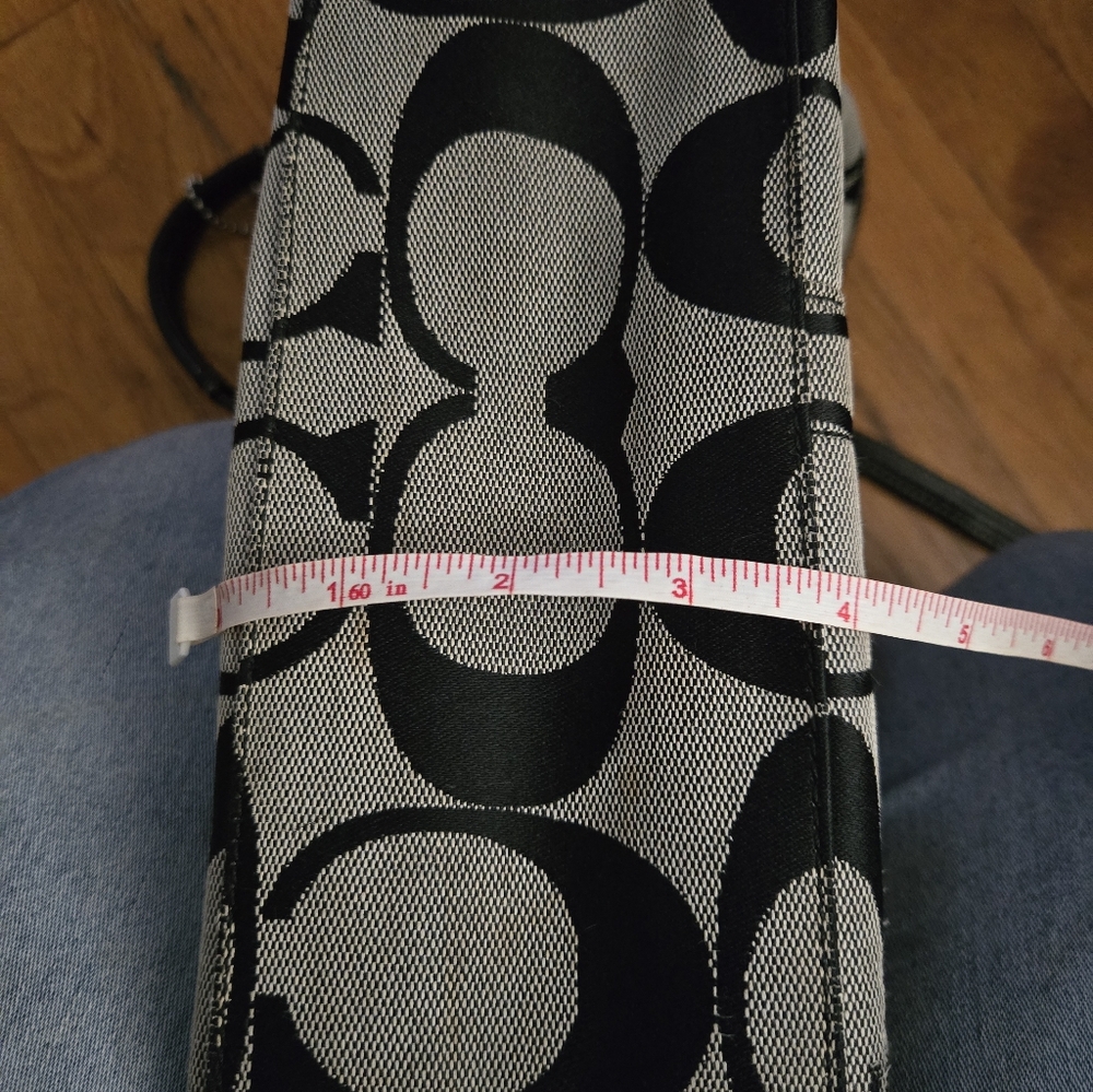 Coach Branded Stylish Black and Gray Tote Bag - Picture 8 of 8